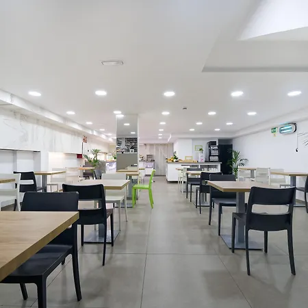 阿罗三特拉斯酒店 酒店 3*